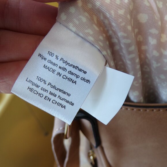 Violet Ray Faux Suede Crossbody Hand Bag Purse Expandable Bottom - Picture 4 of 12